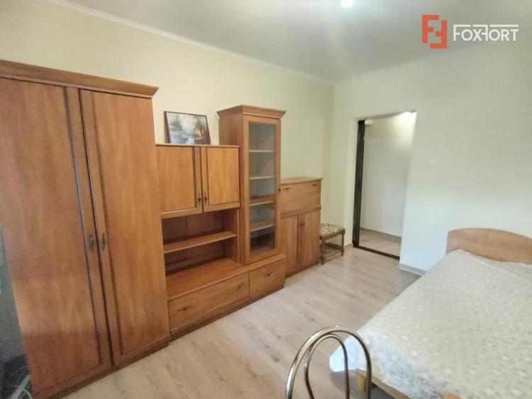 Apartament cu 3 camere decomandat, mobilat în Olimpia-Stadion