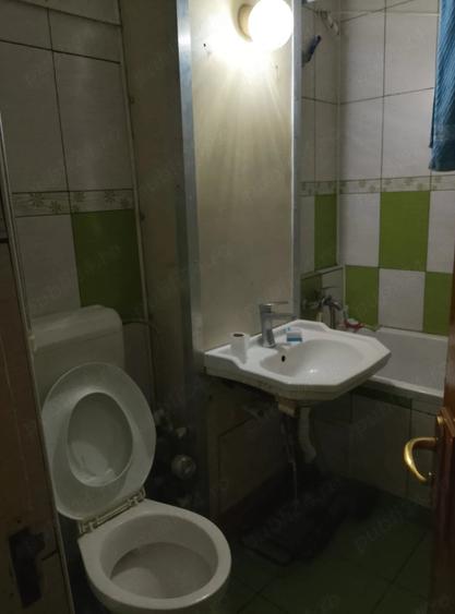Garsonieră decomandată în Unirii