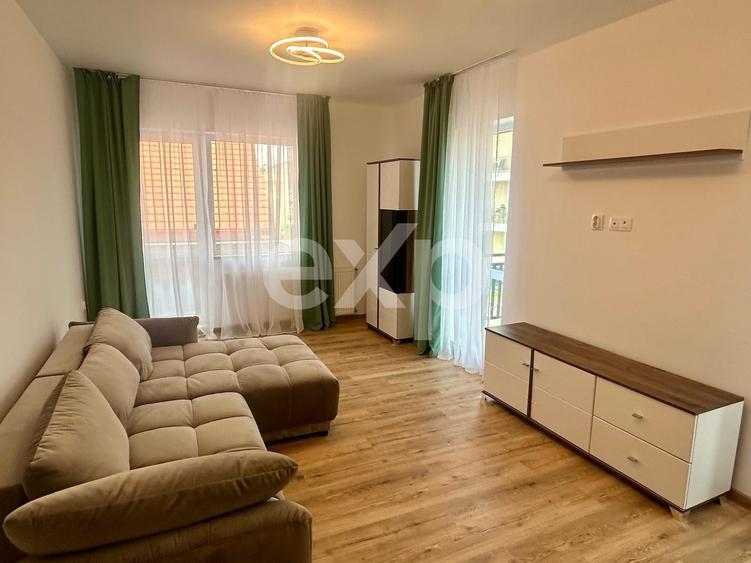 Apartament cu 2 camere decomandat, mobilat în Tractorul