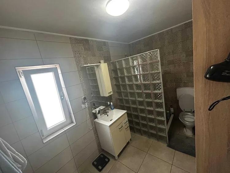 Duplex cu 4 camere cu Canalizare în Popas Păcurari