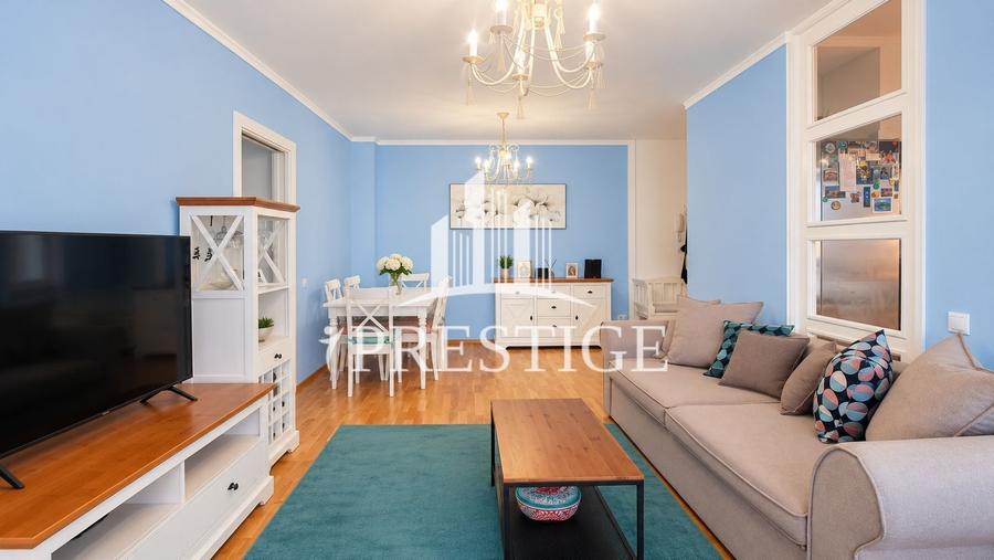 Apartament cu 4 camere decomandat, mobilat în Central