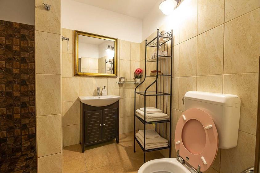 Apartament cu 2 camere semidecomandat în Furnica