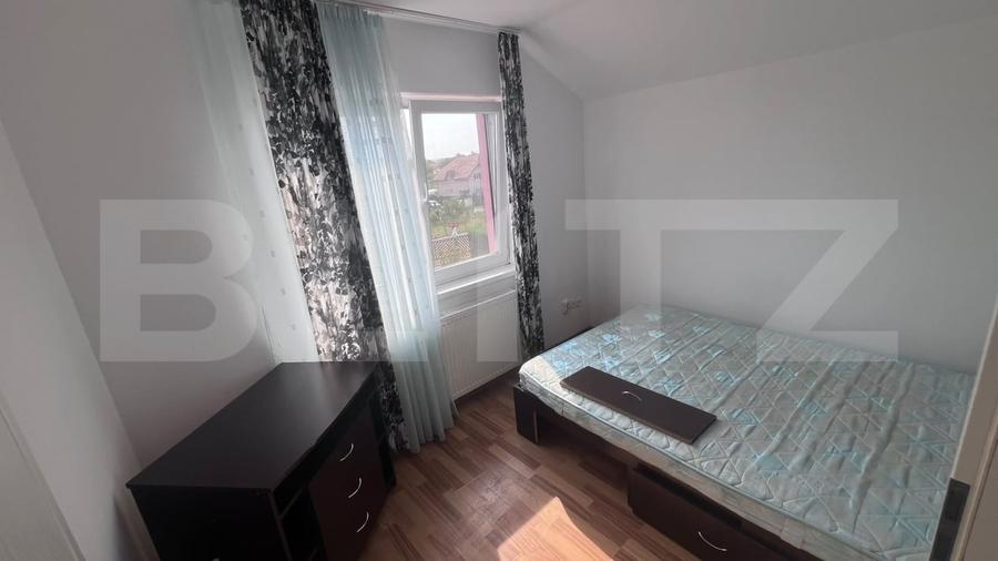 Duplex cu 4 camere cu Canalizare în Cetate