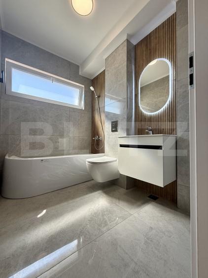 Casă individuală cu 5 camere cu Canalizare în Exterior Est