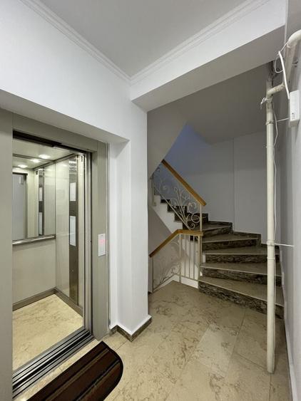 Apartament cu 3 camere semidecomandat, mobilat în Domenii