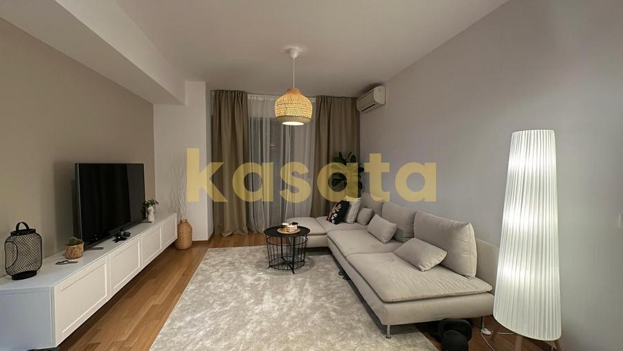 Apartament cu 3 camere decomandat, mobilat în Barbu Văcărescu