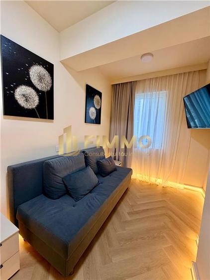 Apartament cu 3 camere semidecomandat în Central