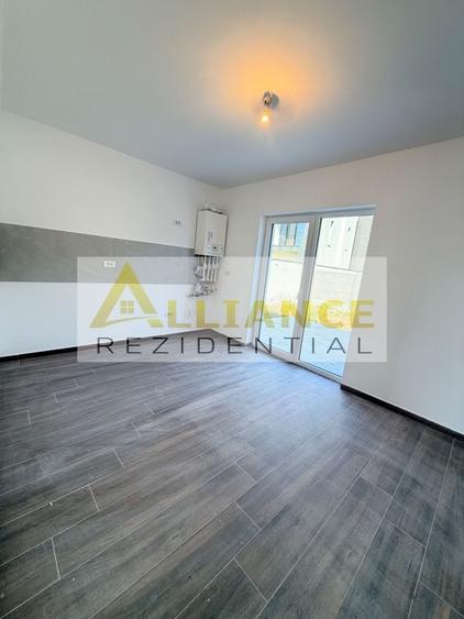 Casă individuală cu 5 camere cu Canalizare în Berceni