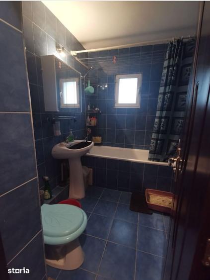Apartament cu 3 camere în Rahova