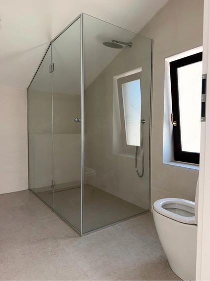 Casă cu Teren 218 Mp în Central