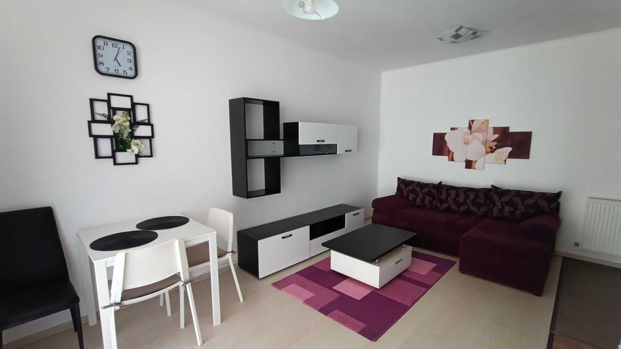 Apartament cu 2 camere decomandat în Florești