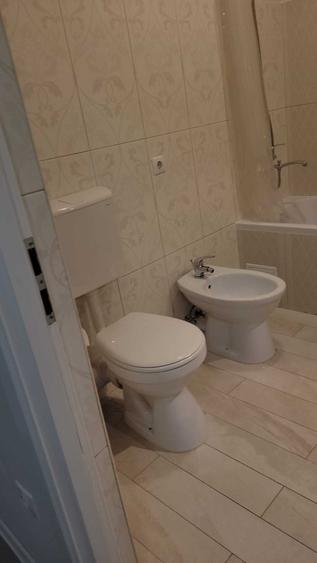 Inchiriez apartament cu 2 camere si parcare - 4