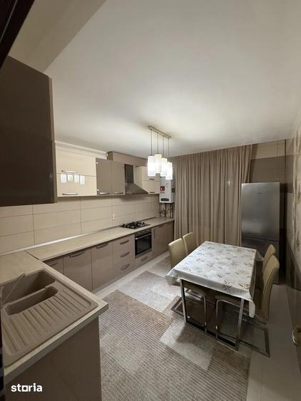 Apartament cu 2 camere decomandat, mobilat în Valea Ialomiței