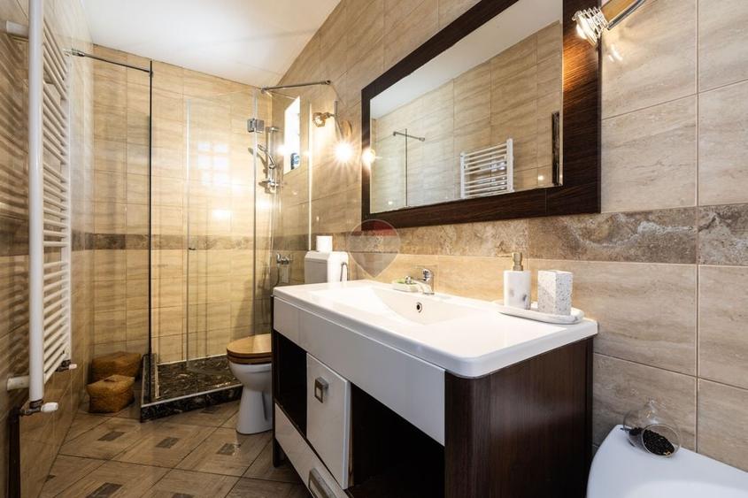 Apartament cu 3 camere decomandat în Blumăna