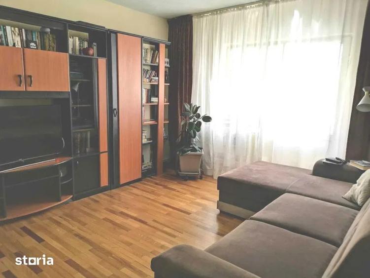 Apartament cu 4 camere decomandat, mobilat în Nord
