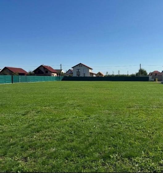 Casă individuală cu 5 camere cu Teren 3663 Mp în Moșnița Nouă