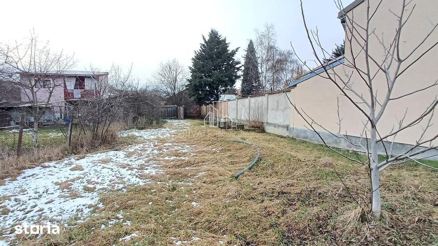 Casă cu 3 camere cu Teren 1333 Mp în Central