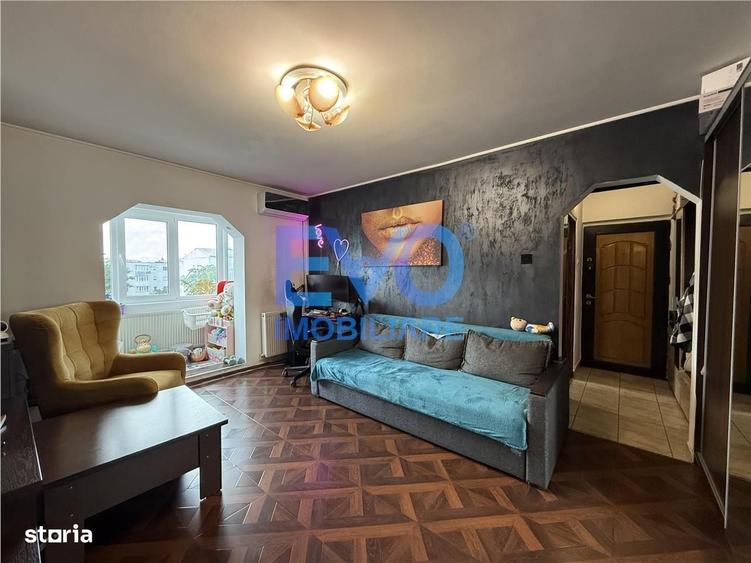 Apartament cu 2 camere semidecomandat în Zimbru