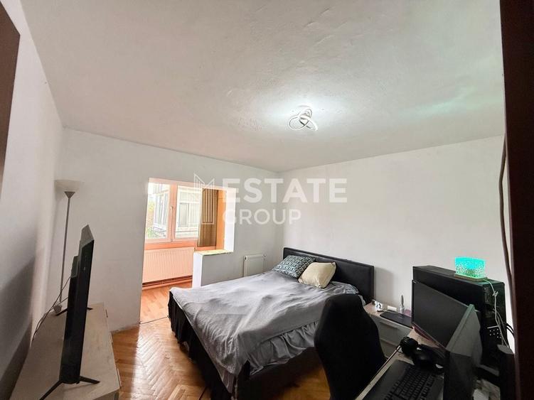 Apartament cu 3 camere decomandat în Girocului