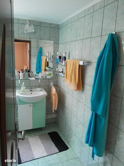 Casă cu 4 camere în Limanu