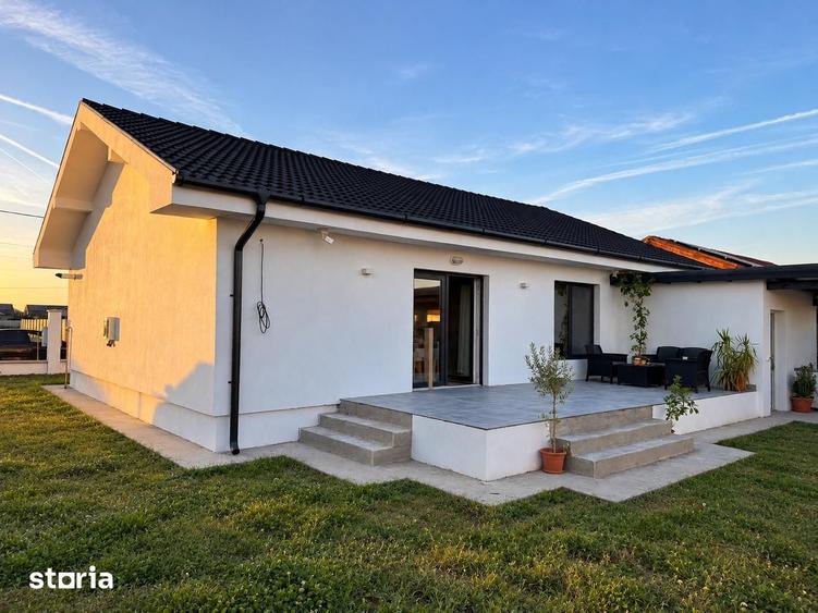 Casă cu 3 camere decomandat cu Teren 500 Mp în Sântandrei