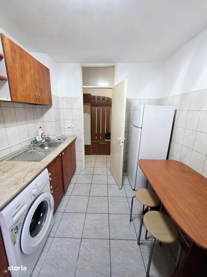 Apartament 2 camere decomandat, mobilat si utilat, zona 9 Mai - 2