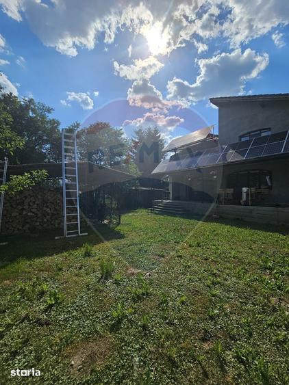 Casă cu 5 camere cu Teren 702 Mp în Nord