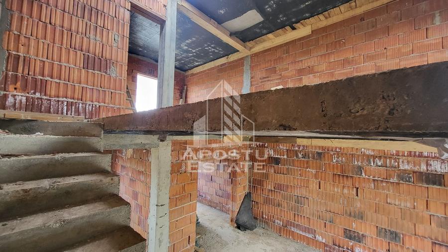 Duplex cu 3 camere cu Teren 330 Mp în Covaci