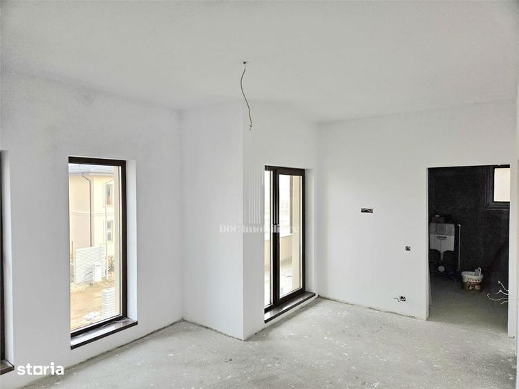 Casă cu 4 camere cu Teren 325 Mp în Dobroești
