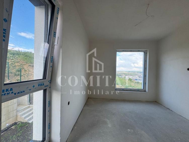 Duplex cu 4 camere cu Canalizare în Iris