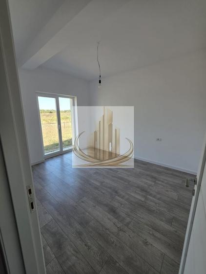 Apartament cu 3 camere în Torontalului