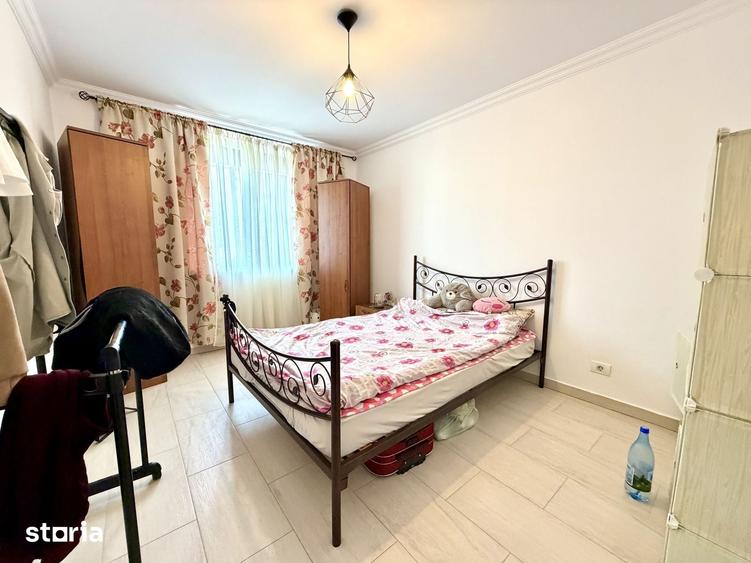 Apartament cu 3 camere semidecomandat în Central