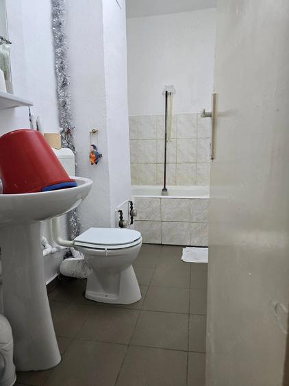 Apartament cu 2 camere Complex Studentesc Profi DALIEI decomandat etaj 2 mobilat utilat liber - 8