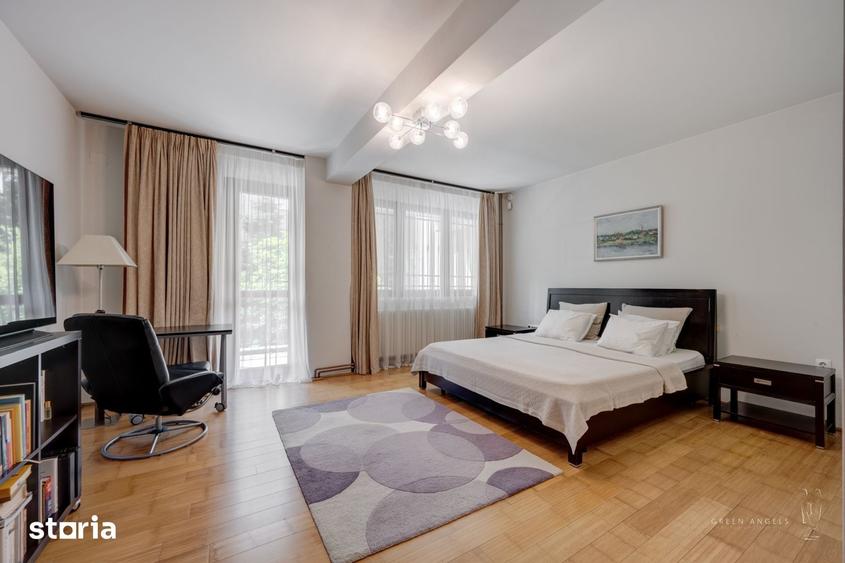 Casă cu 7 camere cu Teren 220 Mp în Unirii