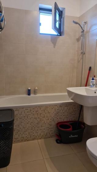 Apartament cu 2 camere decomandat în Băneasa