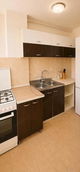 Apartament cu 3 camere decomandat în Ultracentral