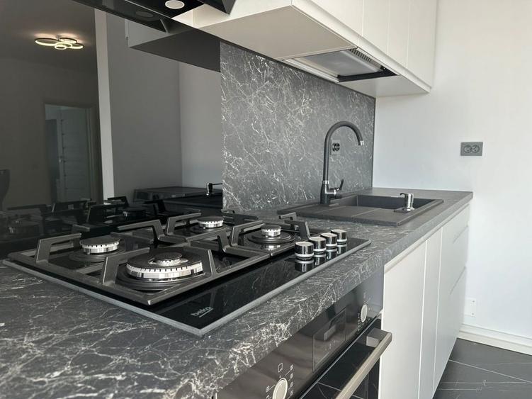 Apartament cu 2 camere decomandat în Florești