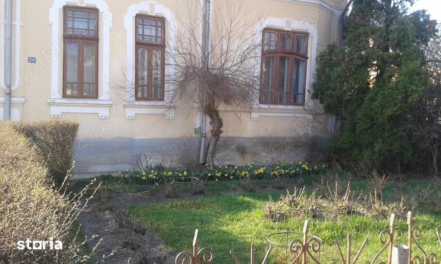 Casă cu 4 camere cu Teren 810 Mp în Fălticeni