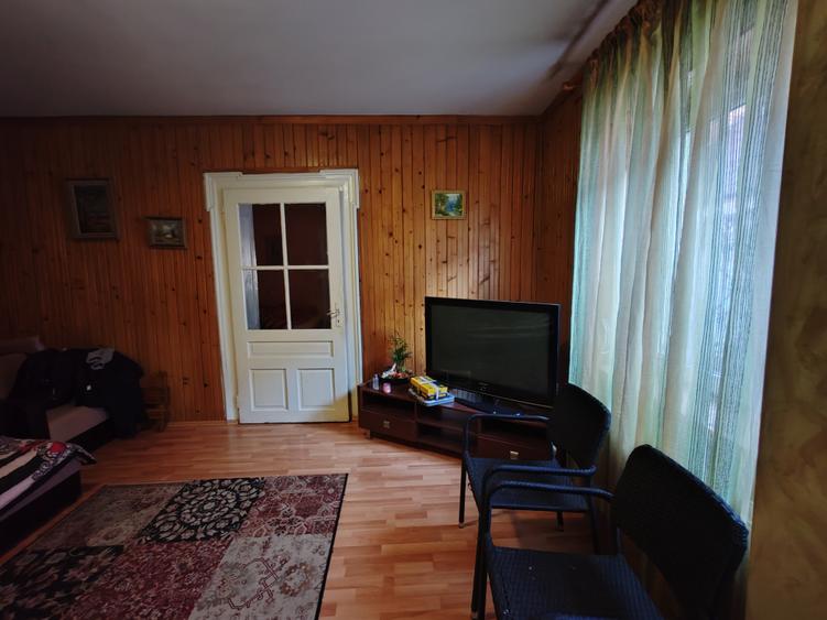 Casă individuală cu 3 camere cu Canalizare în Cristian