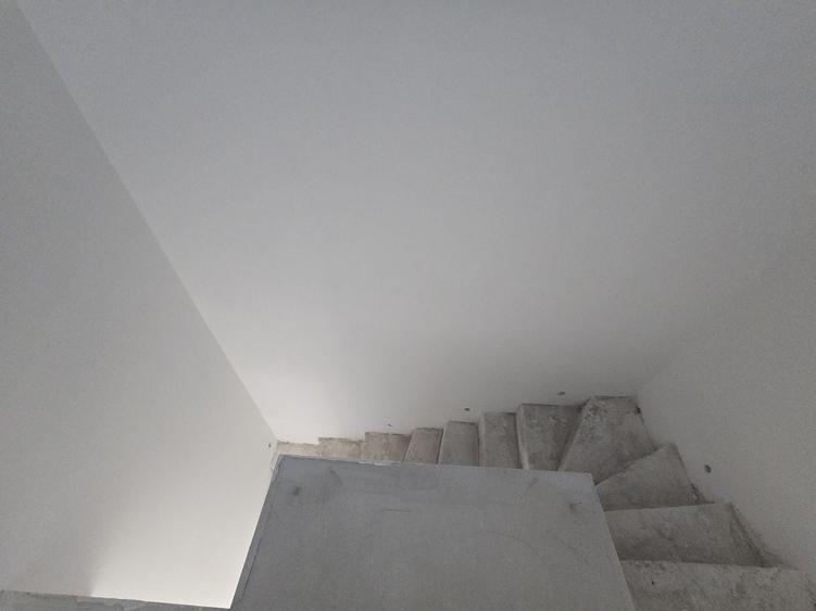 Duplex cu 5 camere cu Canalizare în Giroc