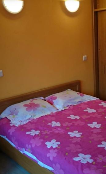 Apartament cu 3 camere semidecomandat în Basarab