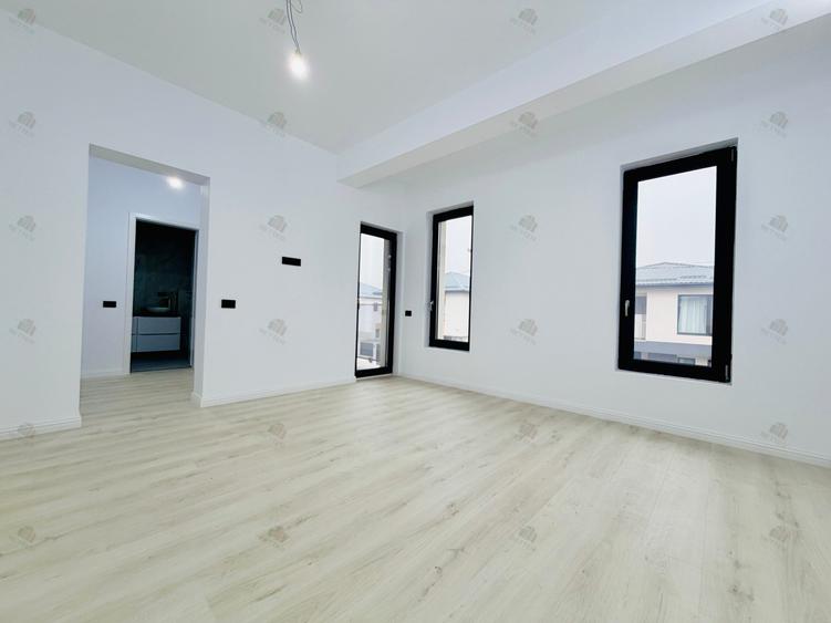 Casă individuală cu 5 camere cu Teren 420 Mp în Berceni