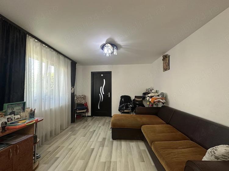 Casă cu 3 camere cu Teren 347 Mp în Bucov