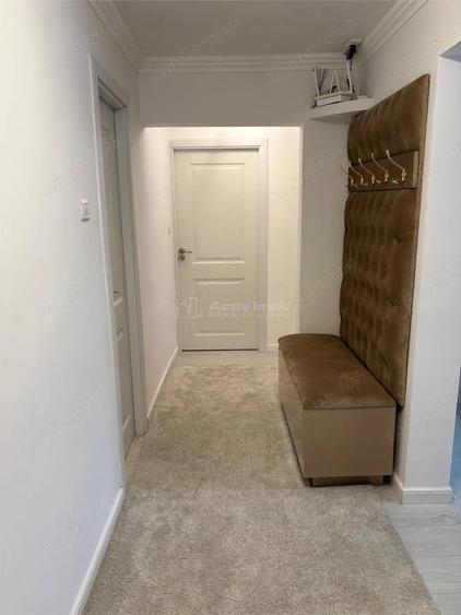 Apartament cu 3 camere decomandat în Aurel Vlaicu