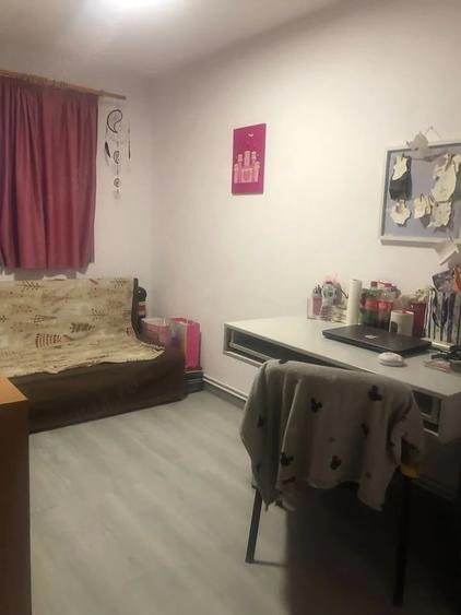 Apartament cu 3 camere decomandat în Spitalul Județean