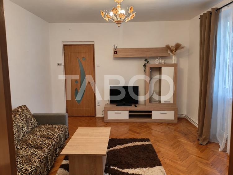 Apartament cu 2 camere nedecomandat, mobilat în Mihai Viteazul