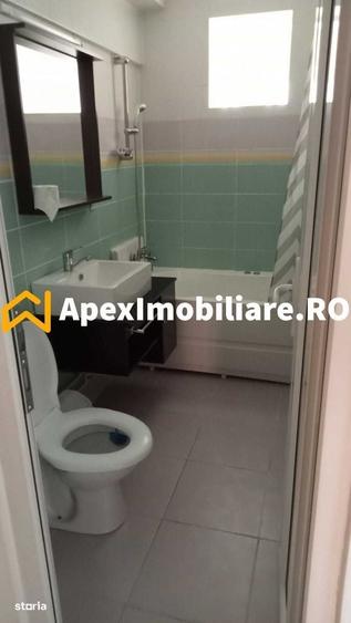 Apartament cu 3 camere decomandat în Dristor