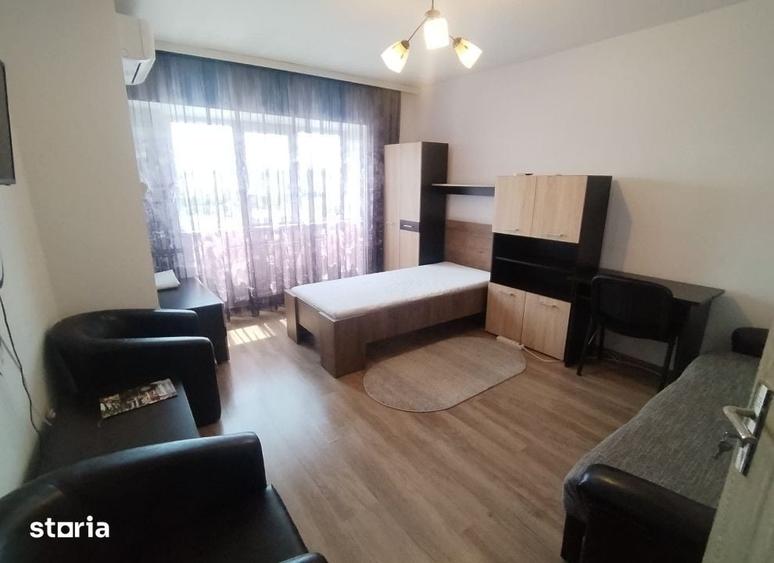 Garsonieră decomandată în Arcu