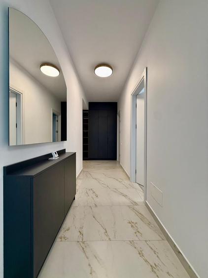 Apartament cu 3 camere semidecomandat, mobilat în Brâncoveanu