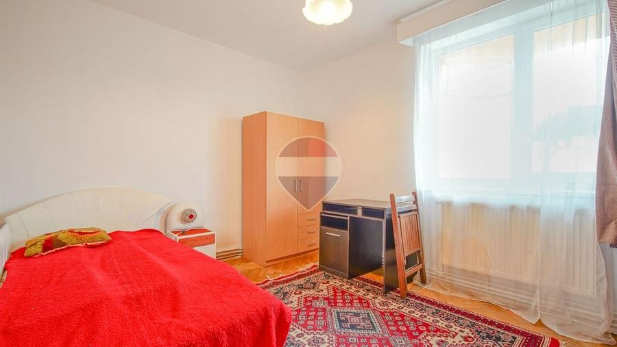 Apartament cu 3 camere decomandat în Blumăna